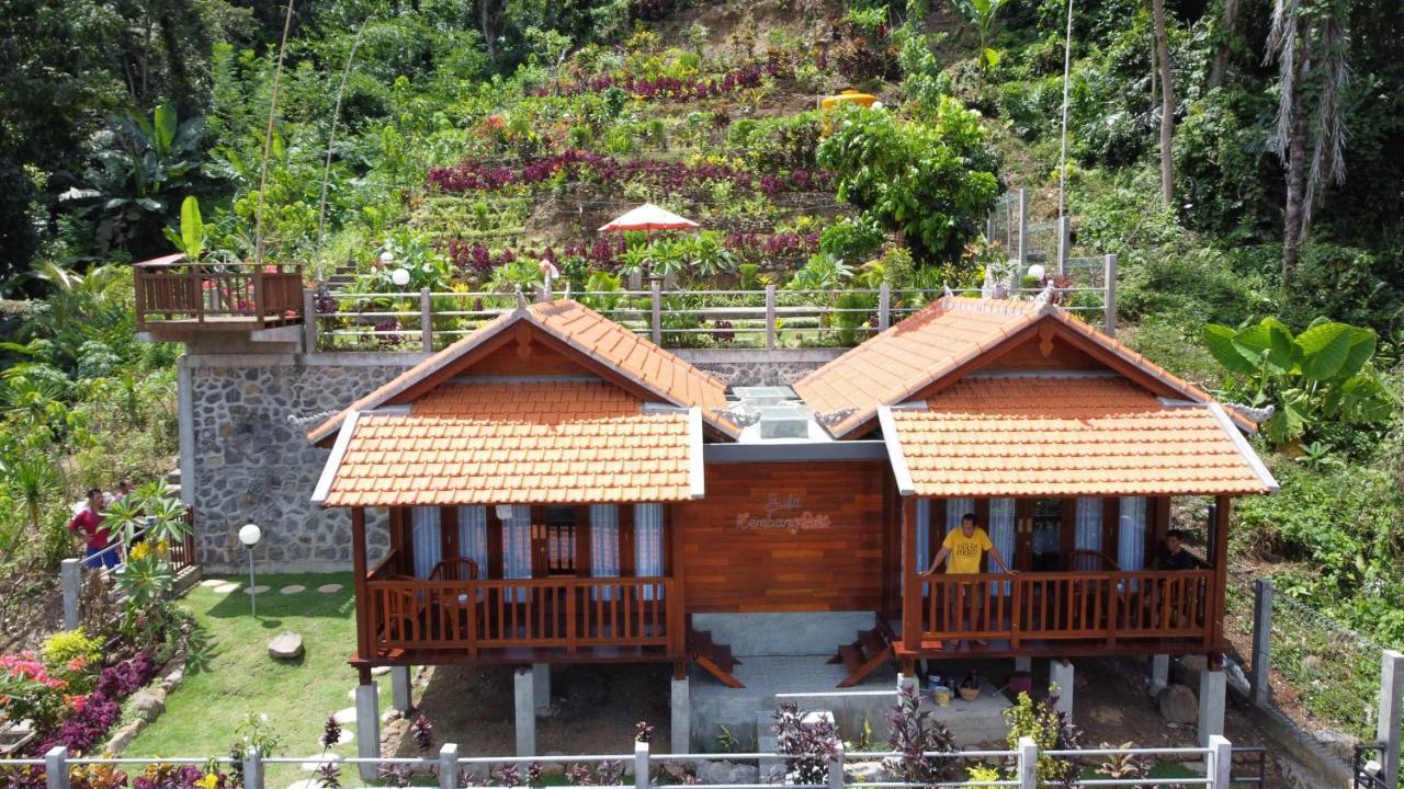 Вілла Bukit Kembang Sari Каранґасем Екстер'єр фото